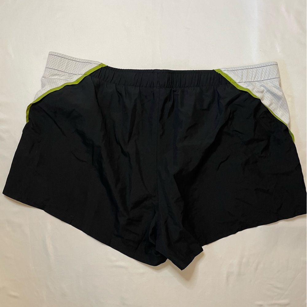 New Balance size large black athletic shorts - Picture 3 of 5